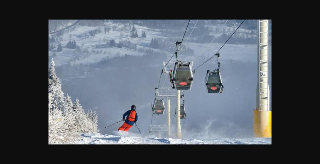 Skier on Stratton Mountain with gondola lifts - après-ski guide